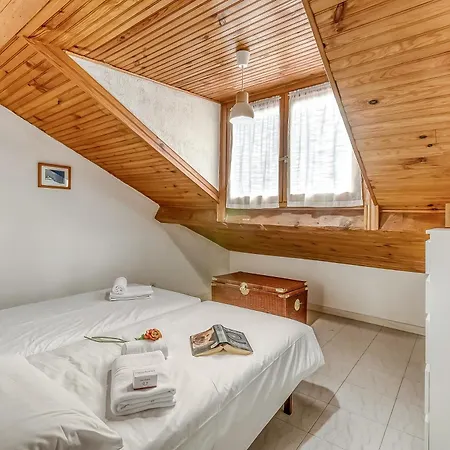 Appartamento La Mansarde Bleu Azur In Historic Centre - Happy *