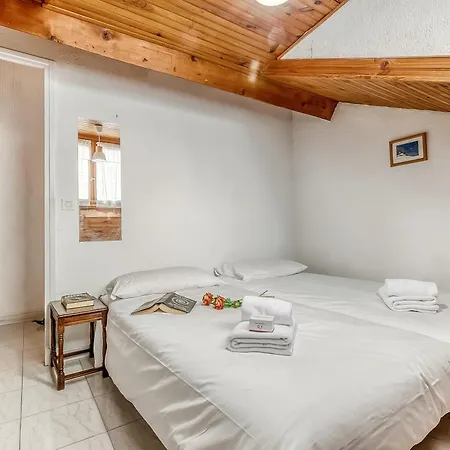 Appartamento La Mansarde Bleu Azur In Historic Centre - Happy *