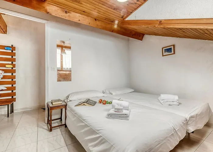 La Mansarde Bleu Azur - Happy *